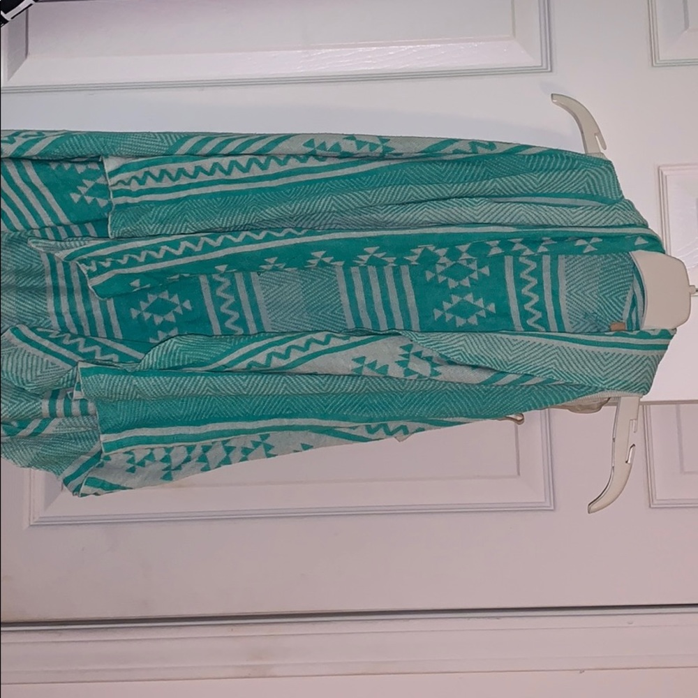 Sleeveless cardigan
